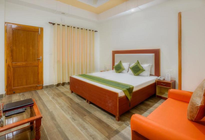 Hotel Treebo The Lily