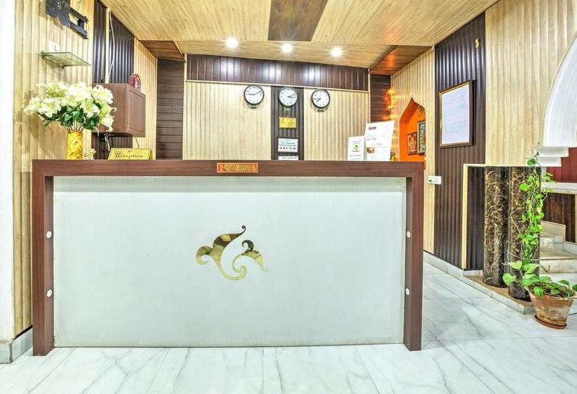 Hotel Treebo The Lily