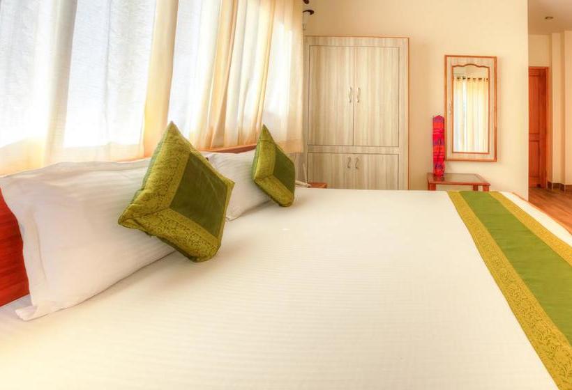 Hotel Treebo The Lily