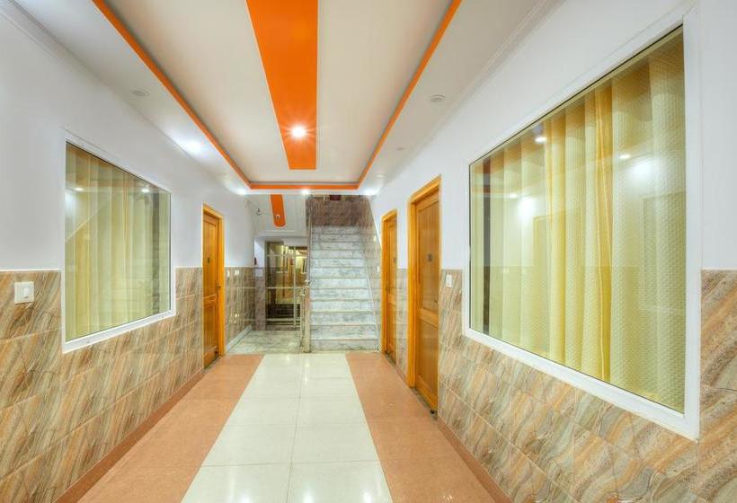 Hotel Treebo The Lily