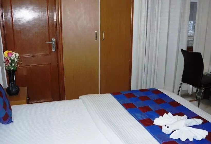 Maxfort Budget Hotel Gurgaon