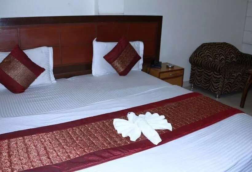 Maxfort Budget Hotel Gurgaon