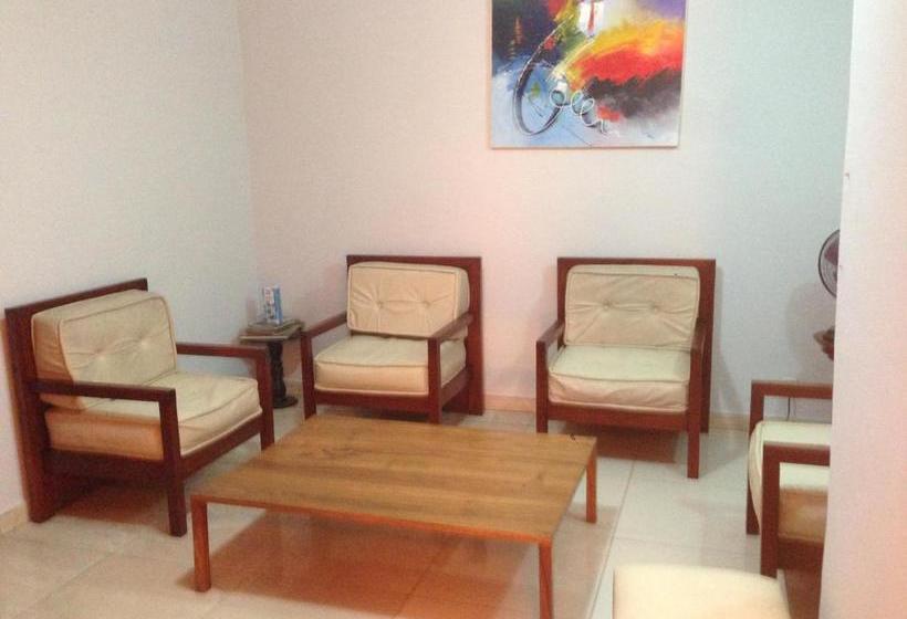 استراحتگاه Acropole