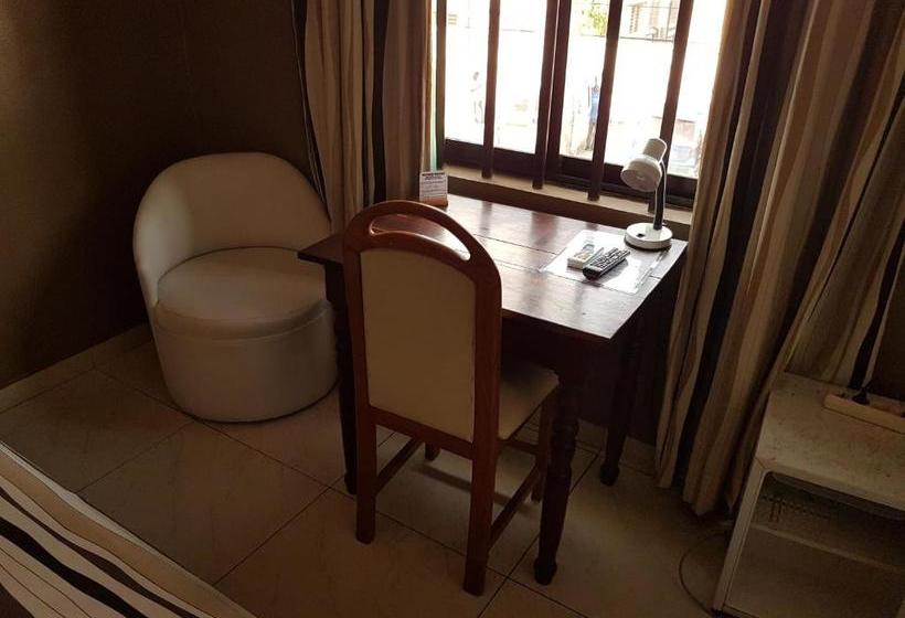 استراحتگاه Acropole