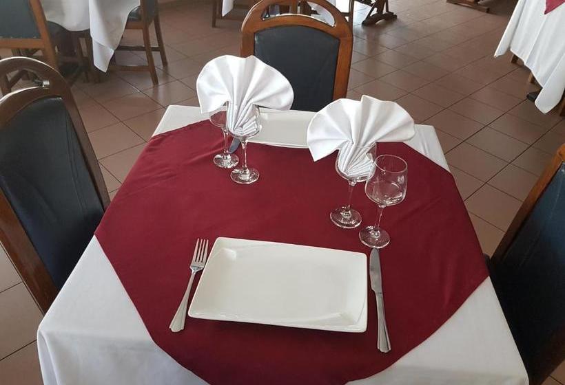 استراحتگاه Acropole