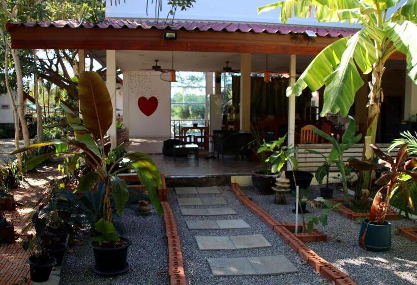 The Hillside Pranburi Resort