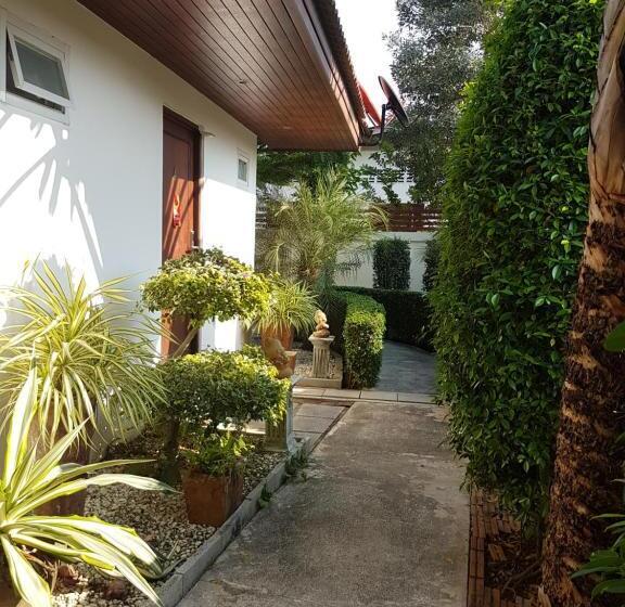 The Hillside Pranburi Resort