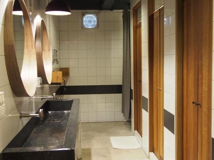 Bedgasm Hostel Chanthaburi