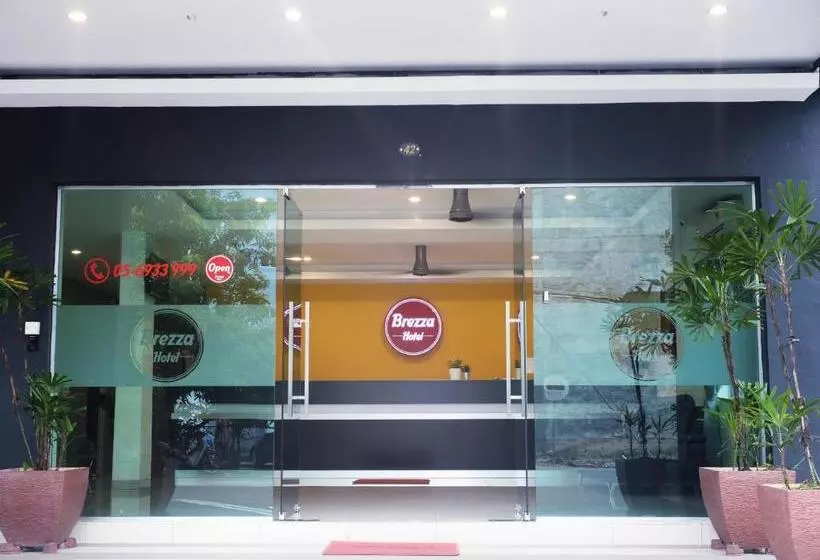 Brezza Hotel Sitiawan