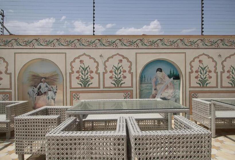 Collection O Hotel Vijay Palace