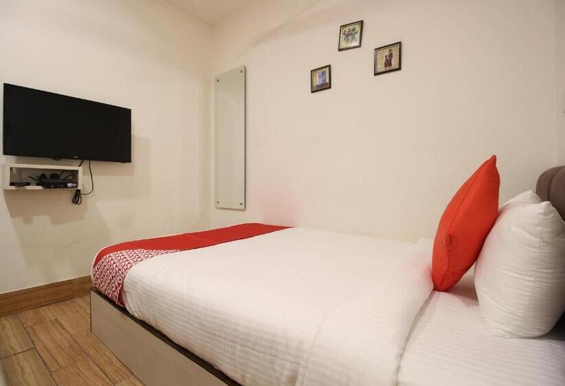 Collection O Hotel Vijay Palace