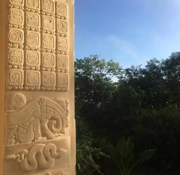 ホテル Casa Maya Calakmul