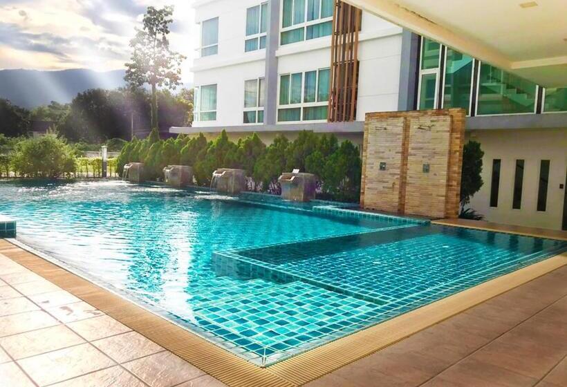 Hinoki Hotel   Onsen Chiang Mai