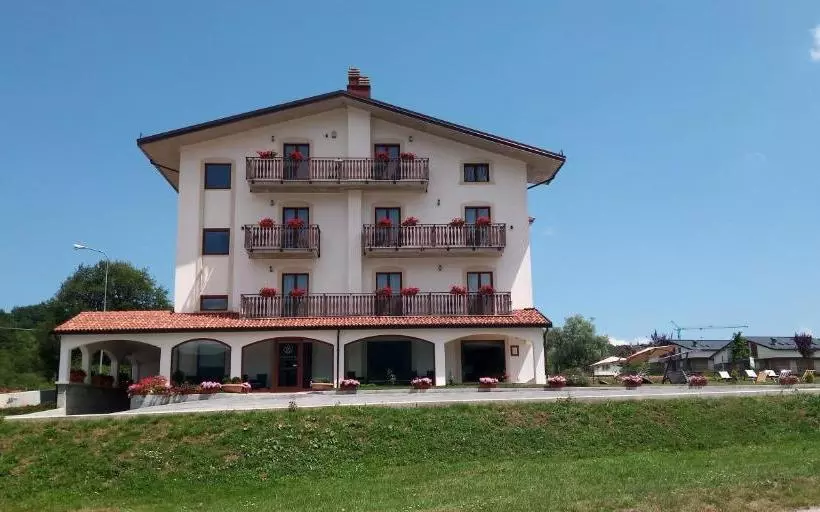 Hotelli Il Bucaneve