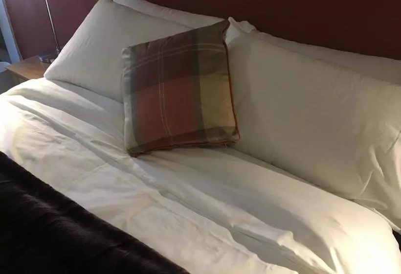 هتل Old George