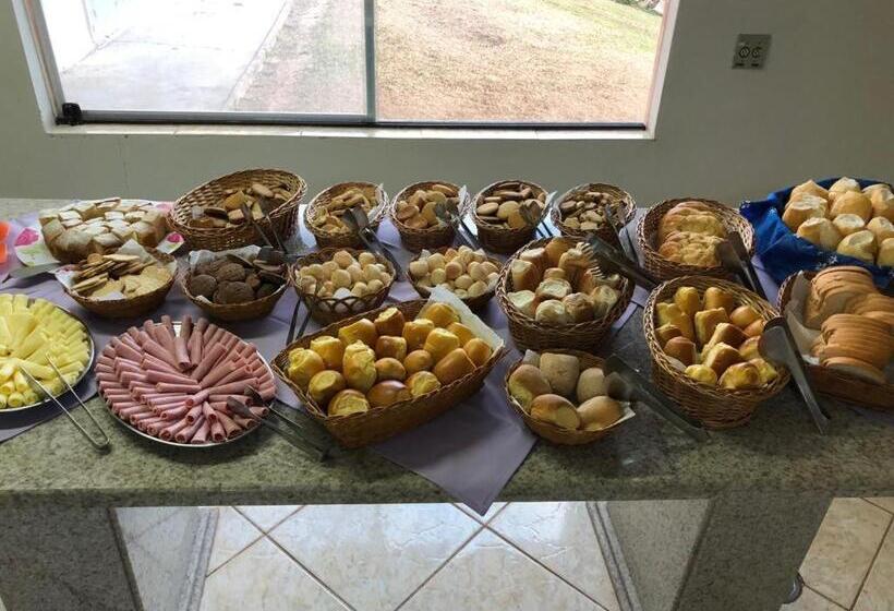 ホテル Paraíso Dos Alpes