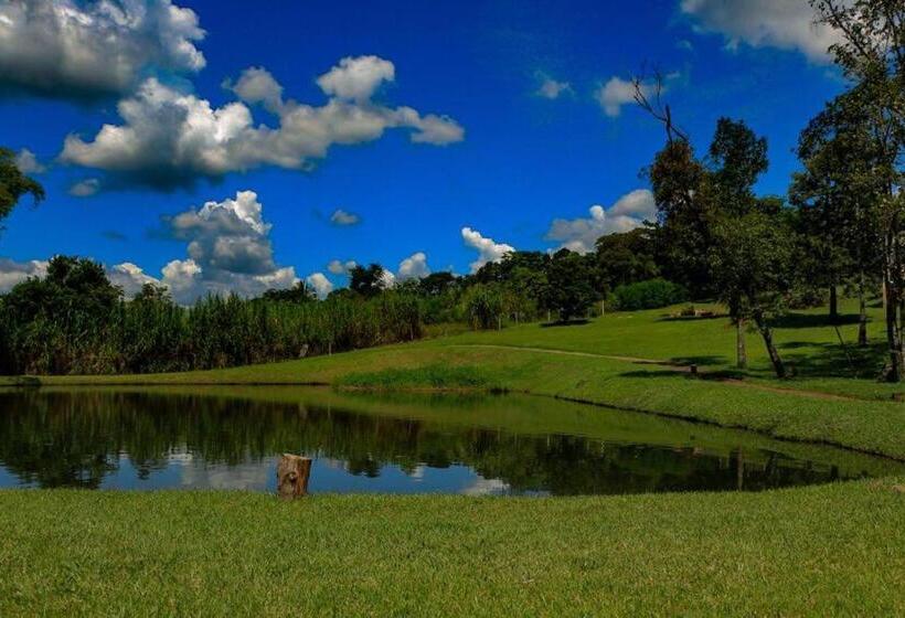 ホテル Paraíso Dos Alpes