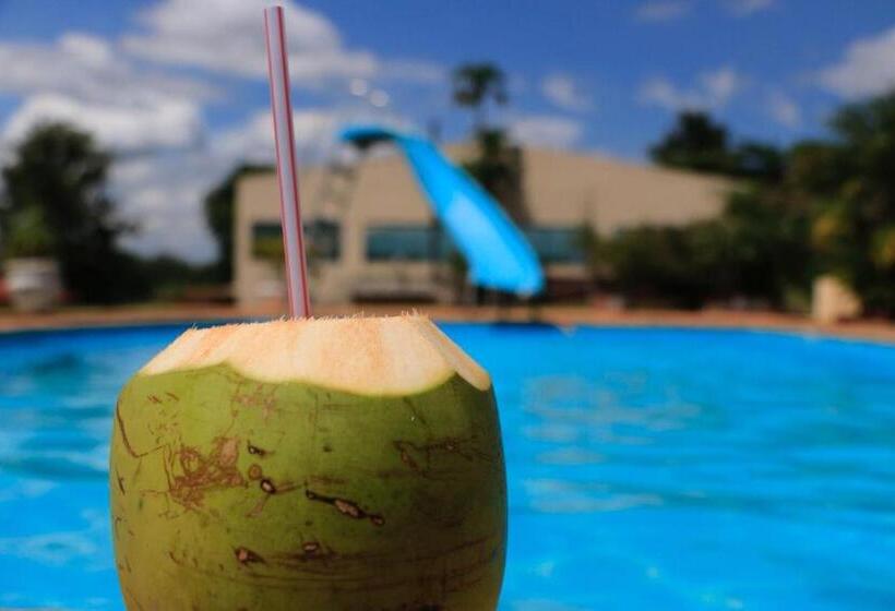 ホテル Paraíso Dos Alpes