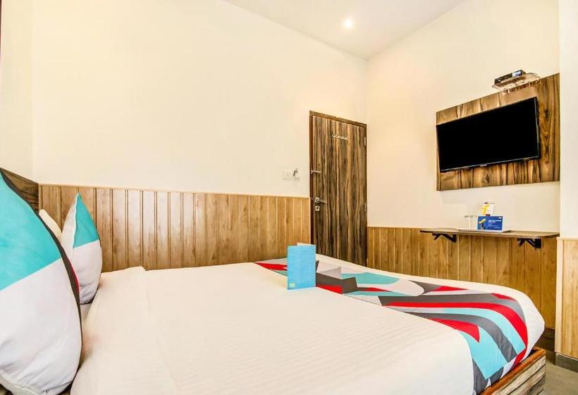 Отель Terminus Square