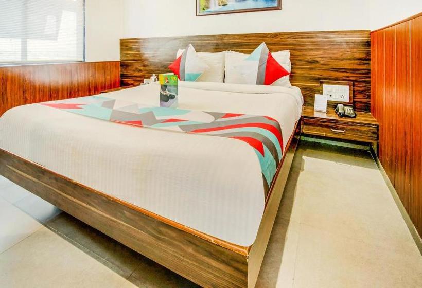 Отель Terminus Square