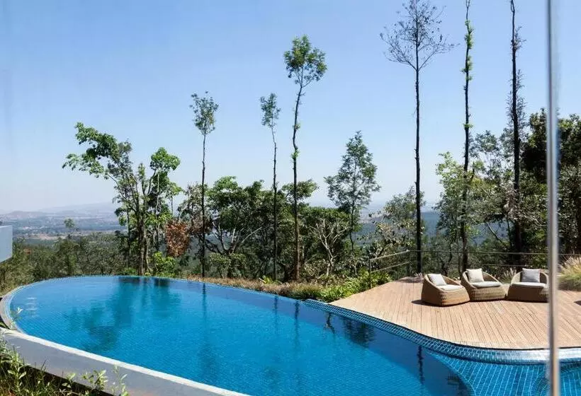 Java Rain Resort