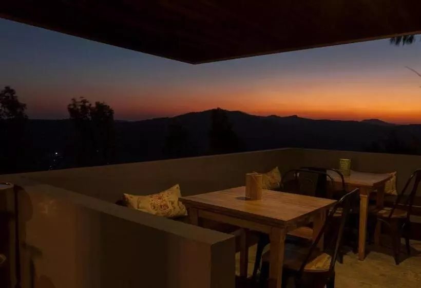 Java Rain Resort