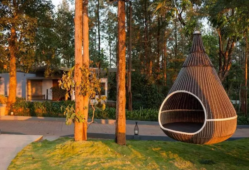 Java Rain Resort