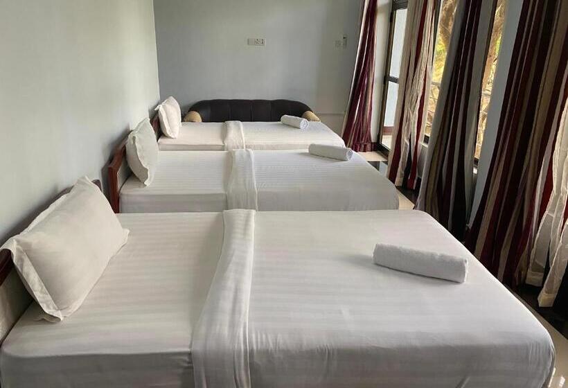 Panama Garden Resort