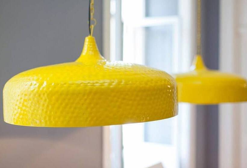 5 Sins Chiado Hostel