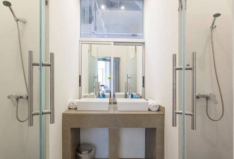 5 Sins Chiado Hostel