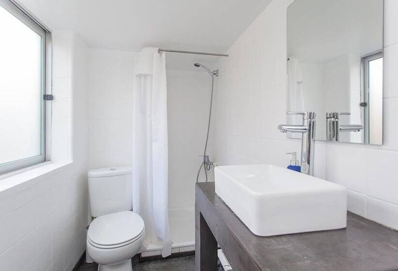 5 Sins Chiado Hostel