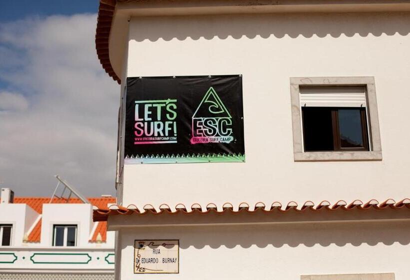 فندق صغير Ericeira Surf Camp