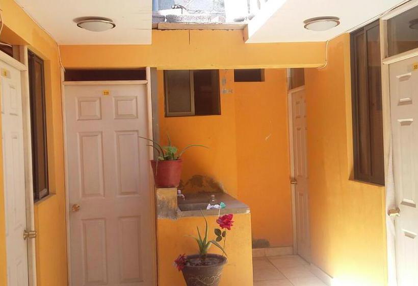 ユースホステル Hostal Los Angeles  Iquique
