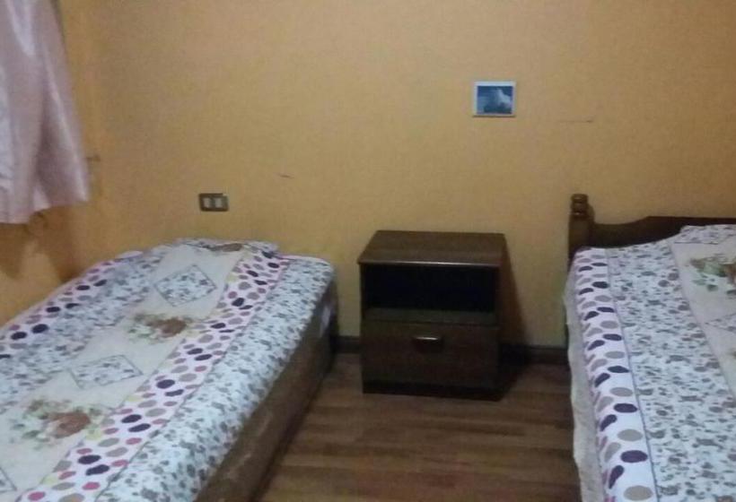 ユースホステル Hostal Los Angeles  Iquique