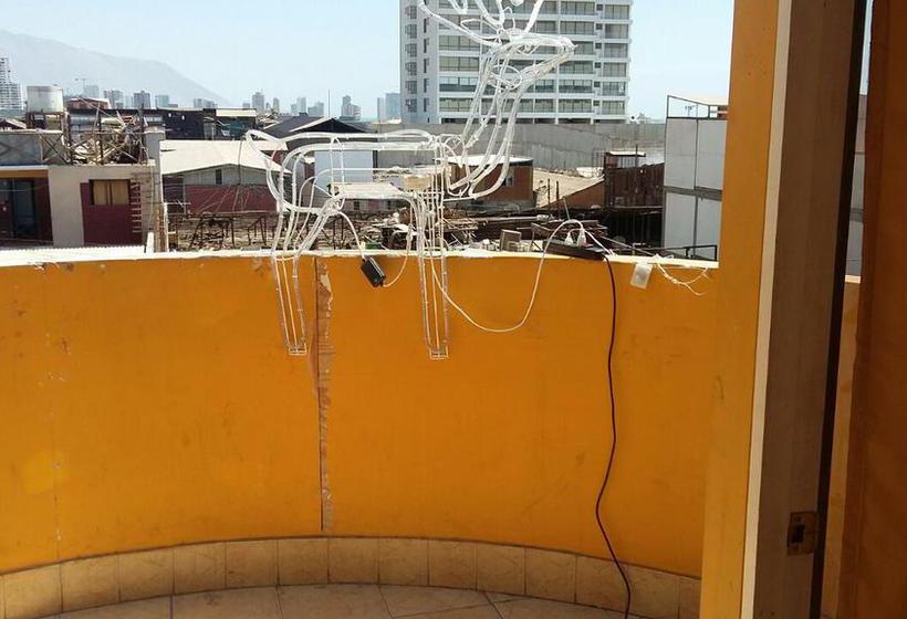 ユースホステル Hostal Los Angeles  Iquique