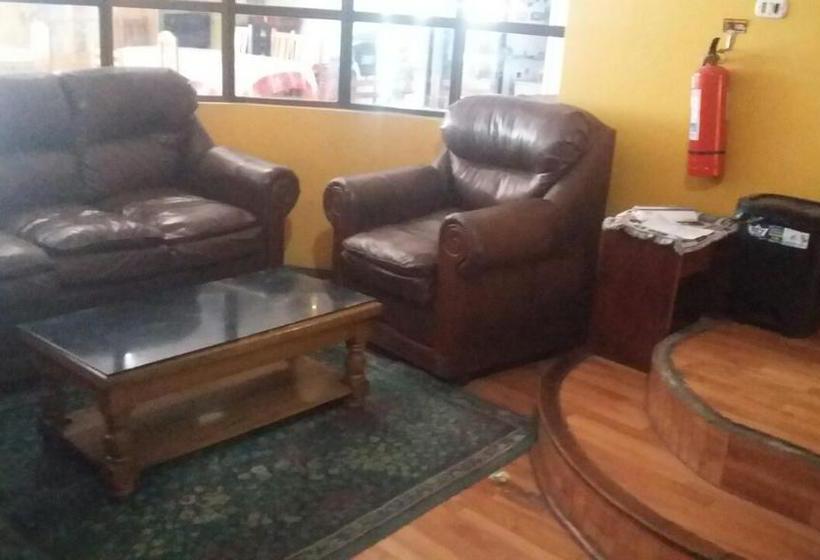 ユースホステル Hostal Los Angeles  Iquique