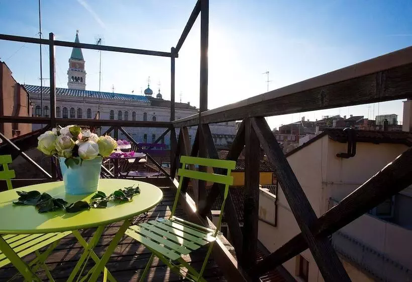 Aquamare, Boutique B&b