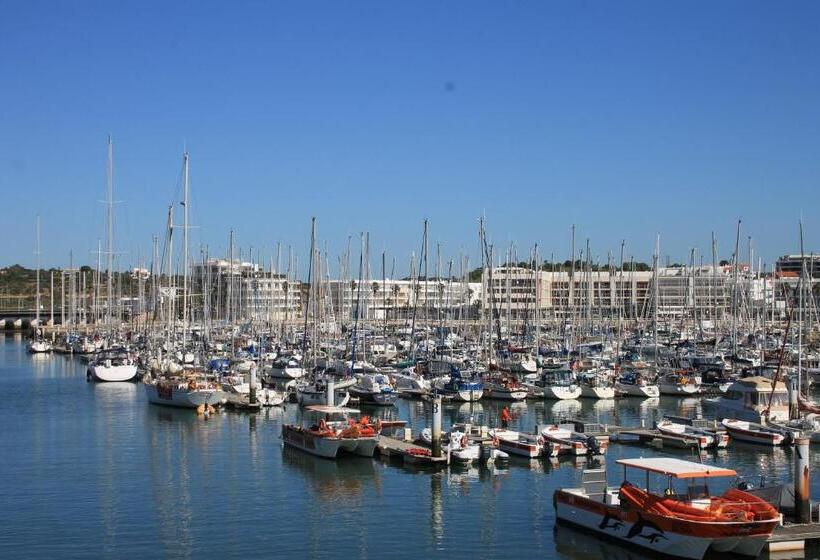 تختخواب و صبحانه 3 Marias Garden House