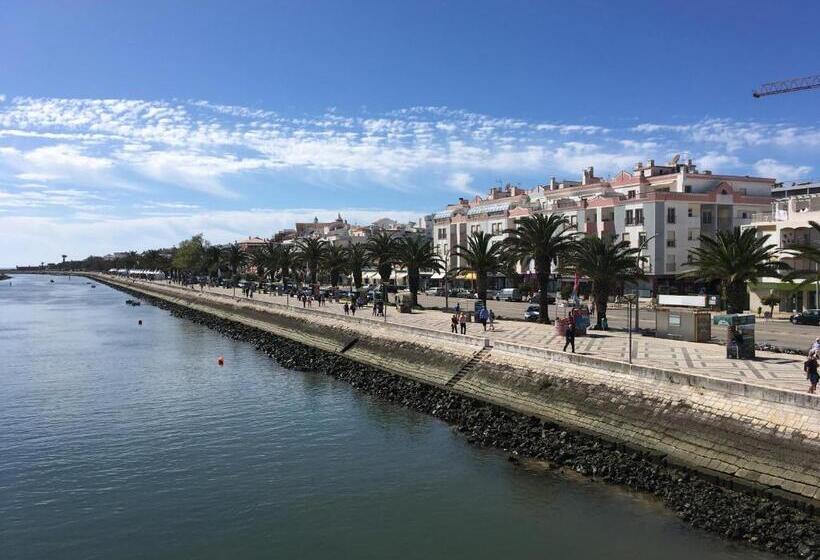 تختخواب و صبحانه 3 Marias Garden House