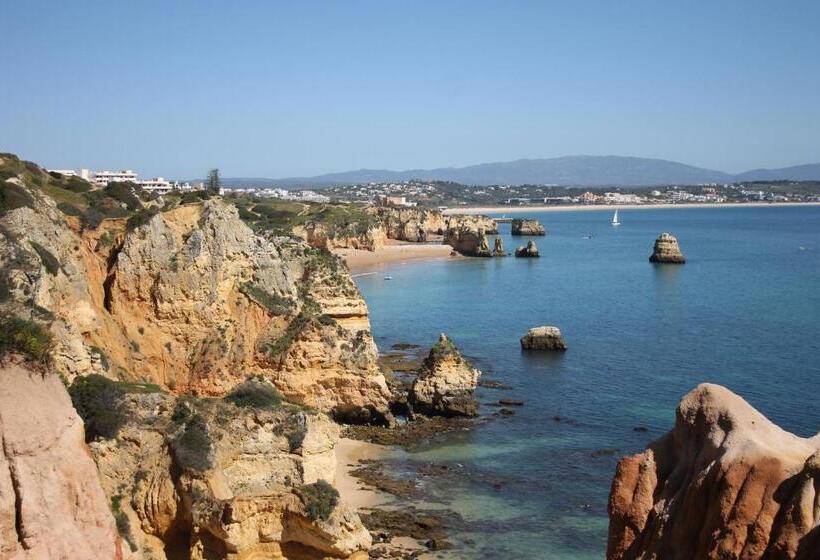 تختخواب و صبحانه 3 Marias Garden House