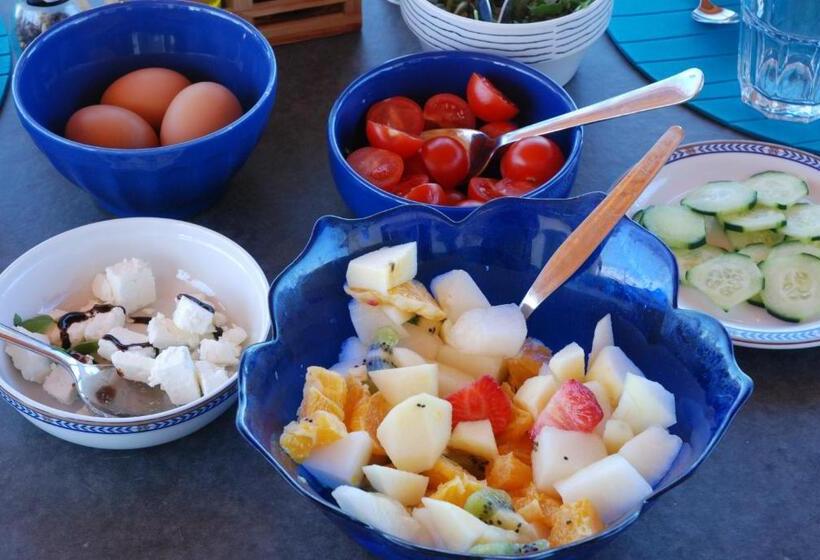 تختخواب و صبحانه 3 Marias Garden House