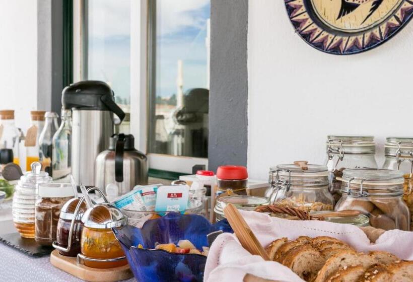 تختخواب و صبحانه 3 Marias Garden House