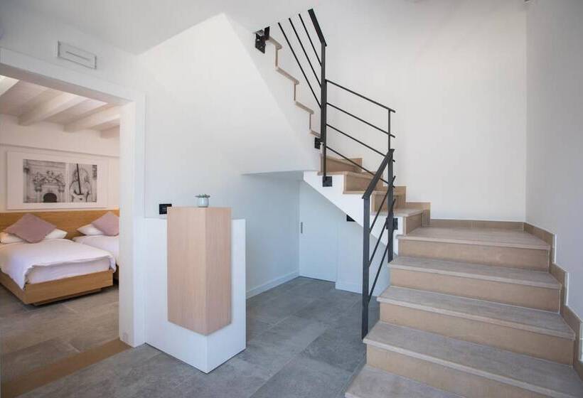 تختخواب و صبحانه Bova Luxury Rooms