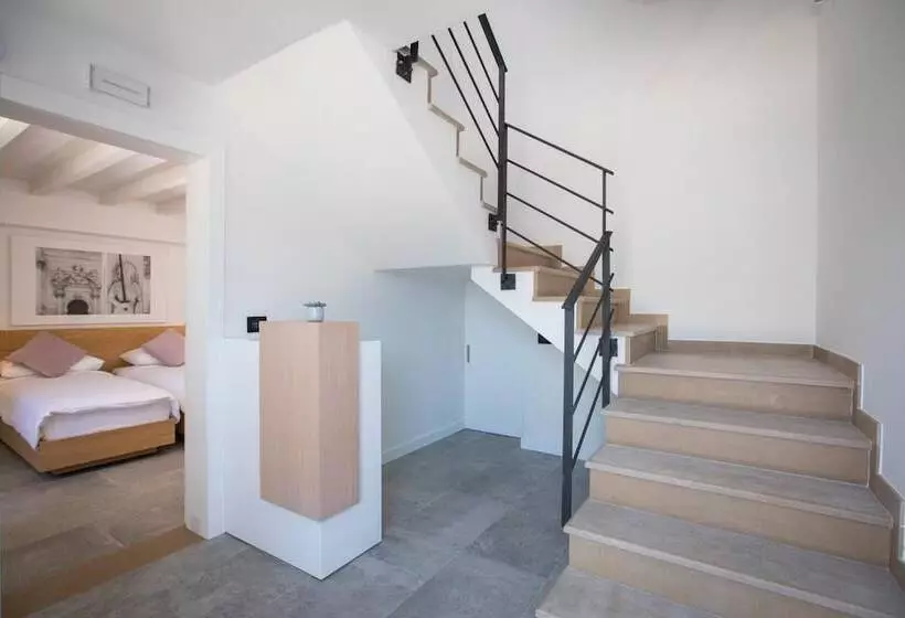 تختخواب و صبحانه Bova Luxury Rooms