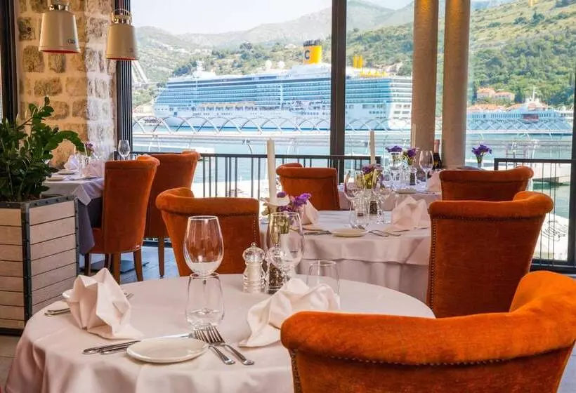 تختخواب و صبحانه Bova Luxury Rooms