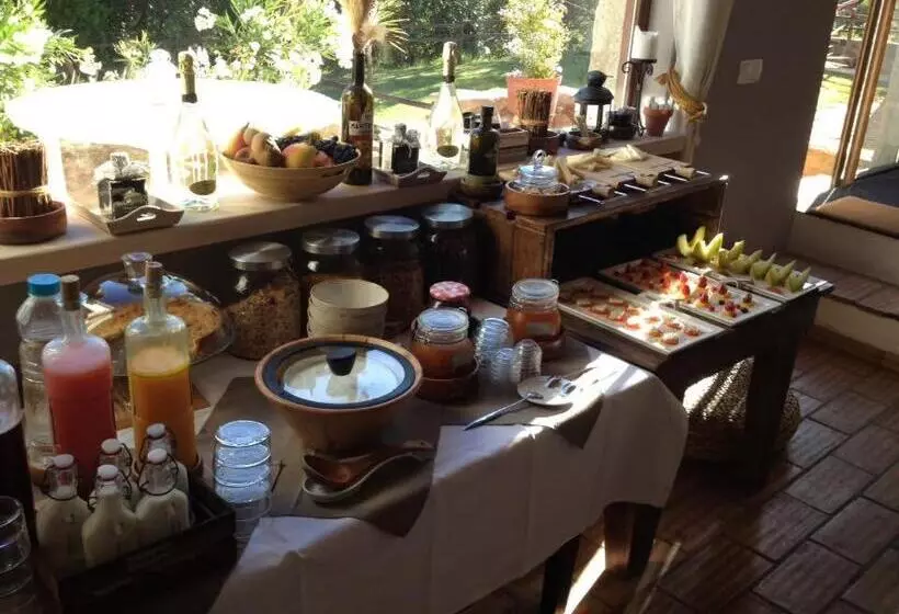 Aamiaismajoitus (B&B) Herdade Quinta Natura Turismo Rural