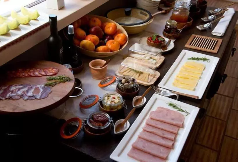 Aamiaismajoitus (B&B) Herdade Quinta Natura Turismo Rural