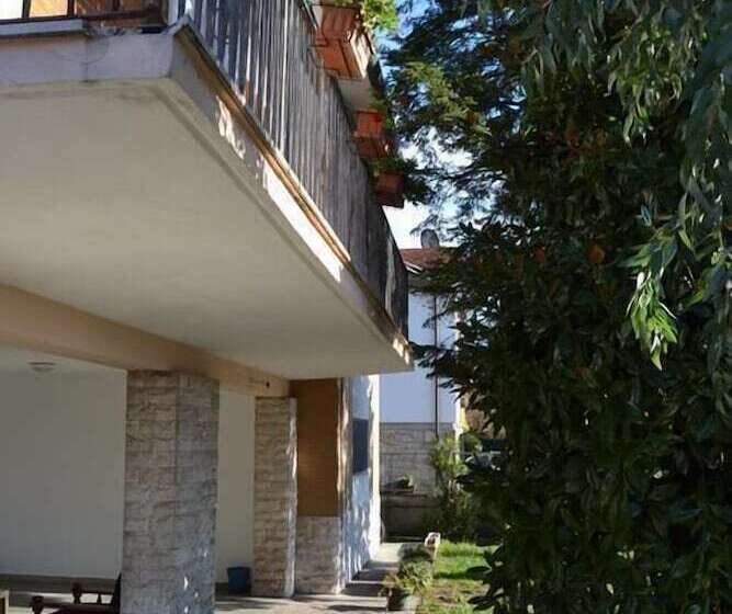 تختخواب و صبحانه My Way