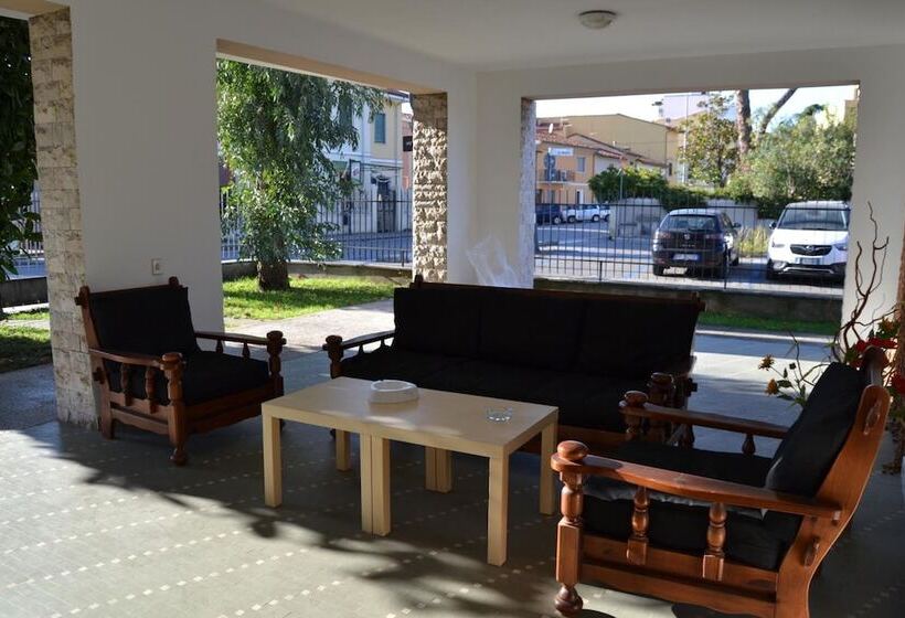 تختخواب و صبحانه My Way