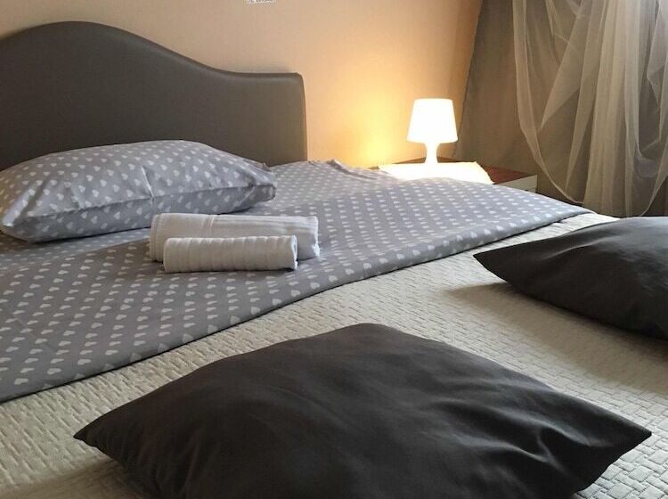 تختخواب و صبحانه My Way